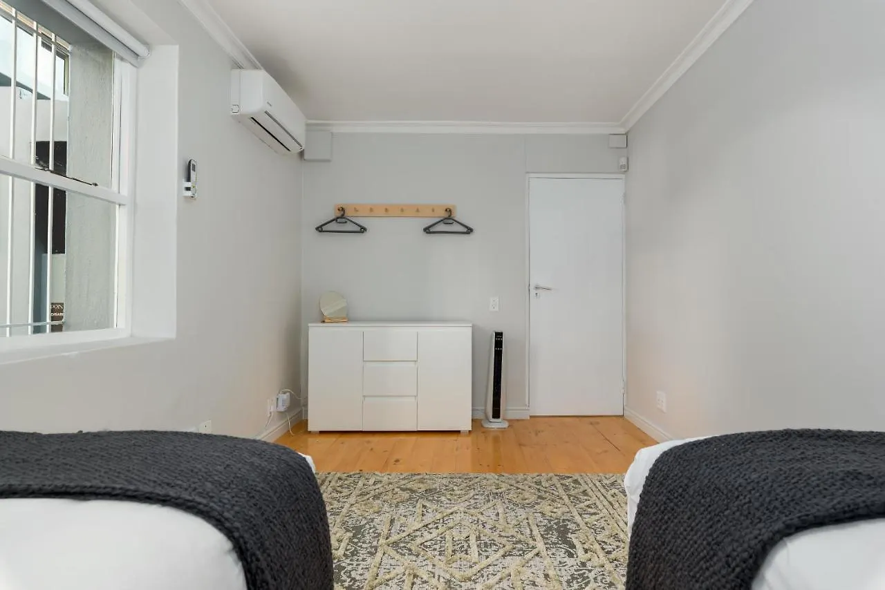 Point Break Cottage Cape Town Apartment